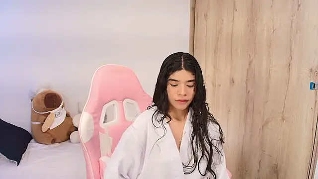 phia carter online show from 03.04.26