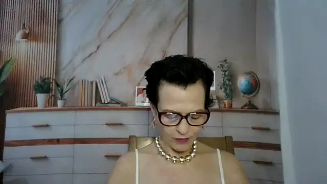 Luna-Hot0802 online show from 04.06.26