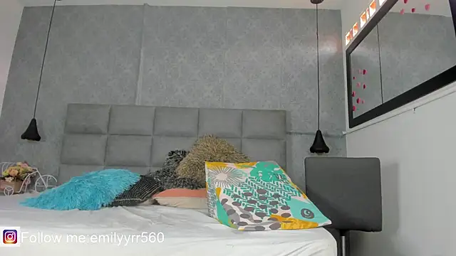 emilyy r online show from 04.15.26