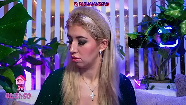 Snapshot of FlowweerGirl chatting on 02.02.26 FlowweerGirl online show from 02.02.26