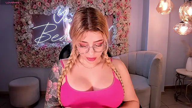 MadisonKane online show from 03.10.26