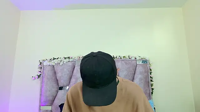 iris and damian online show from 02.18.26