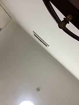 Snapshot of yaqing666 chatting on 12.22.25 yaqing666 online show from 12.22.25