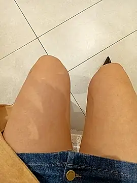 Baby-Linh online show from 02.05.26