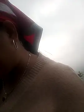 sary-hot2x online show from 04.05.26