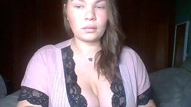 Snapshot of GEMMARMALADE chatting on 02.06.26 GEMMARMALADE online show from 02.06.26