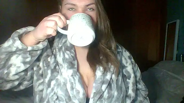 Snapshot of GEMMARMALADE chatting on 02.18.26 GEMMARMALADE online show from 02.18.26