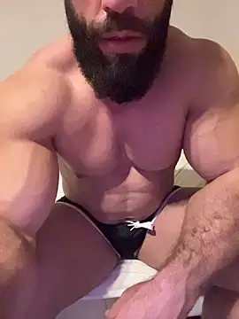 Snapshot of stylesexy chatting on 12.20.25 stylesexy online show from 12.20.25