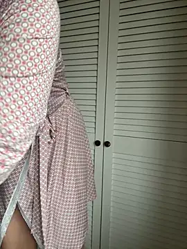 Snapshot of SiennaV chatting on 02.03.26 SiennaV online show from 02.03.26