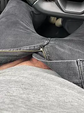 Snapshot of Dodo2223 chatting on 02.23.26 Dodo2223 online show from 02.23.26