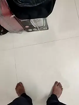 boyfromMum bai online show from 04.01.26