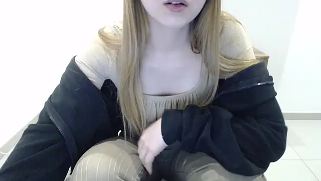 SweetBellaa  online show from 01.05.26