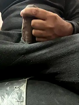 Snapshot of Vao_dick chatting on 12.22.25 Vao dick online show from 12.22.25