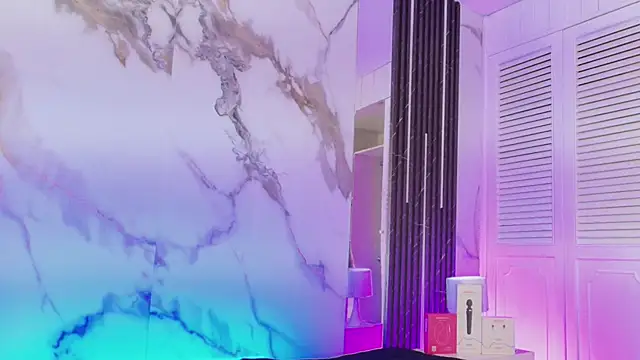 Snapshot of BellaHarpeer chatting on 02.25.26 BellaHarpeer online show from 02.25.26