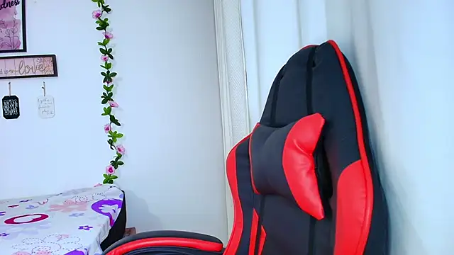 sara santana   online show from 12.16.25