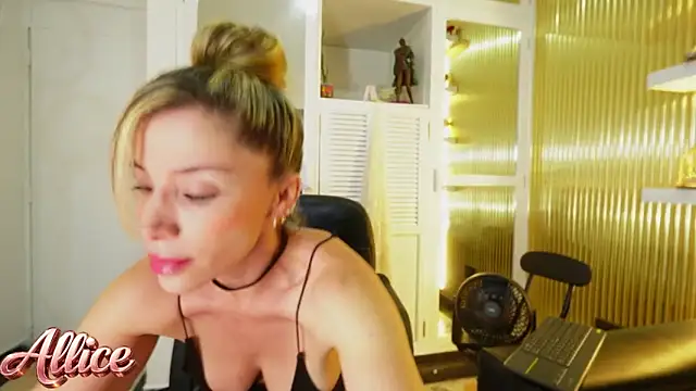 Allice mommy online show from 02.04.26