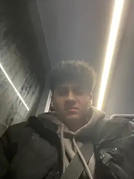 Snapshot of hungspanishtwink chatting on 02.13.26 hungspanishtwink online show from 02.13.26