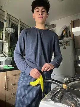 Snapshot of hungspanishtwink chatting on 03.06.26 hungspanishtwink online show from 03.06.26