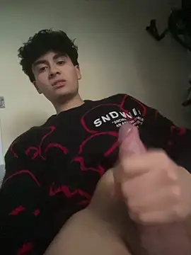 Snapshot of hungspanishtwink chatting on 03.21.26 hungspanishtwink online show from 03.21.26