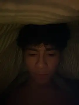 Snapshot of hungspanishtwink chatting on 04.03.26 hungspanishtwink online show from 04.03.26