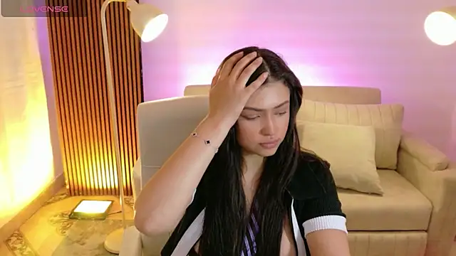 Snapshot of victoria___moon chatting on 02.24.26 victoria moon online show from 02.24.26