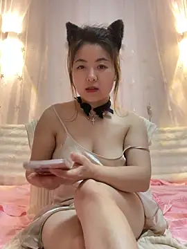 Snapshot of bibi347127 chatting on 06.10.26 bibi347127 online show from 06.10.26