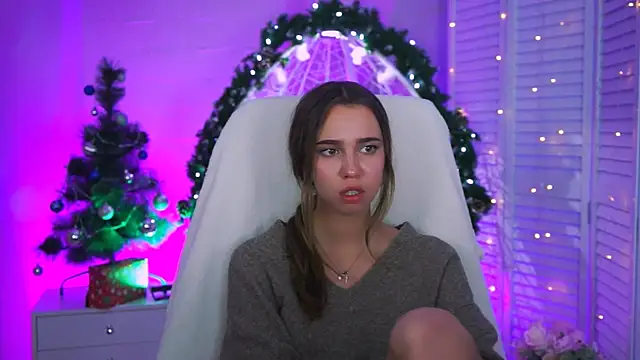 KimPorins online show from 12.16.25