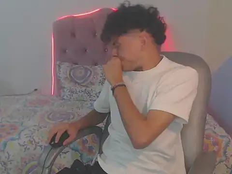 hot bunny777  online show from 01.06.26