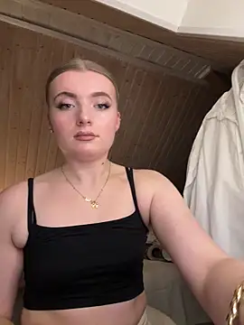 MilaLuxe online show from 12.16.25