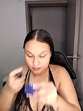 Snapshot of Valeriaa_21 chatting on 06.10.26 Valeriaa 21 online show from 06.10.26