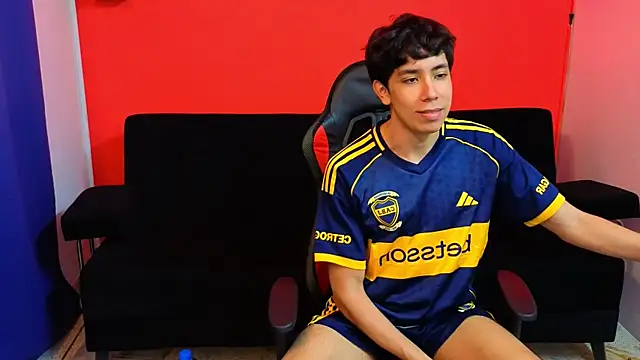 Neo Twink online show from 12.18.25