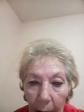 Snapshot of Calypso-Loove chatting on 12.04.25 Calypso-Loove online show from 12.04.25