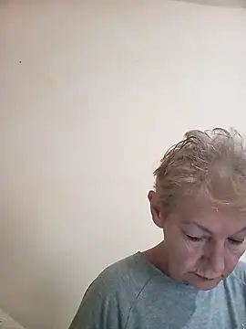 Snapshot of Calypso-Loove chatting on 01.14.26 Calypso-Loove online show from 01.14.26