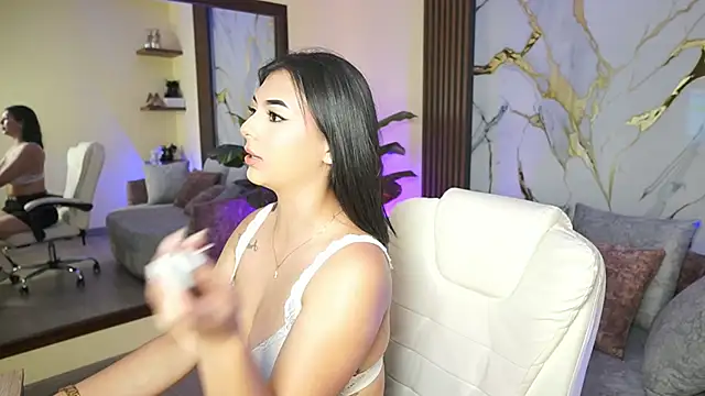 LiaWheeler online show from 01.06.26