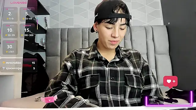 Snapshot of Kiara_Fox__ chatting on 01.11.26 Kiara Fox online show from 01.11.26