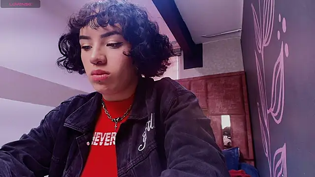 Kiara Fox   online show from 05.26.26