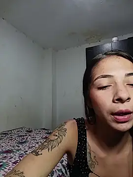 Snapshot of valenpaisita2123 chatting on 03.14.26 valenpaisita2123 online show from 03.14.26