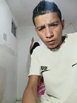 Snapshot of valenpaisita2123 chatting on 03.30.26 valenpaisita2123 online show from 03.30.26