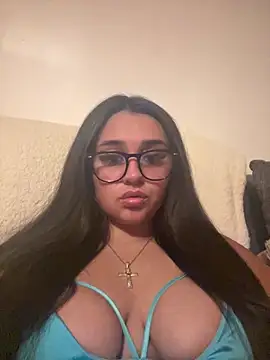 Wild Busty Niyah XX online show from 04.15.26