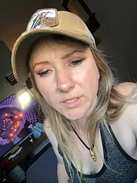 alluringpixie online show from 03.25.26