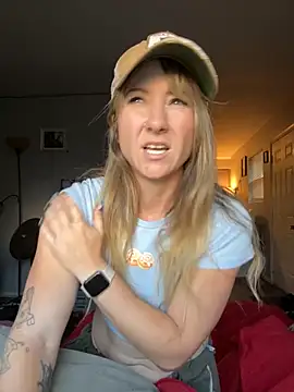 alluringpixie online show from 04.11.26