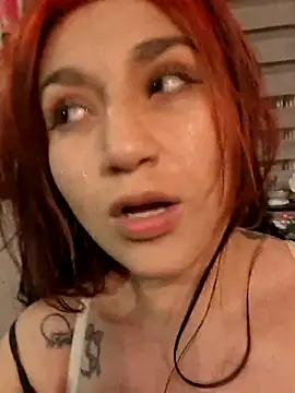 Magenta Moon online show from 02.01.26