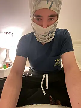 phantom898983 online show from 04.18.26