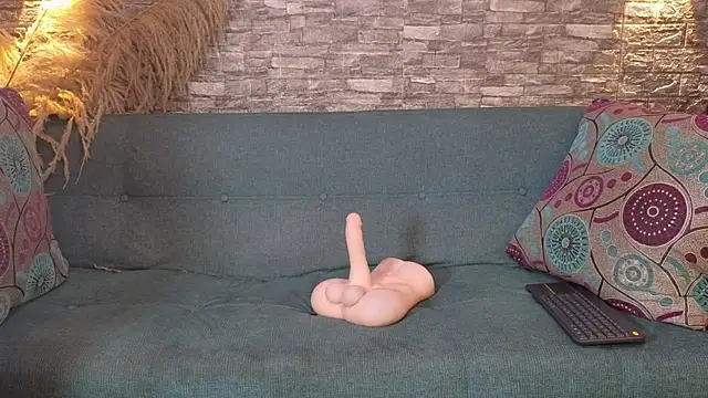 scarlettvg online show from 12.18.25