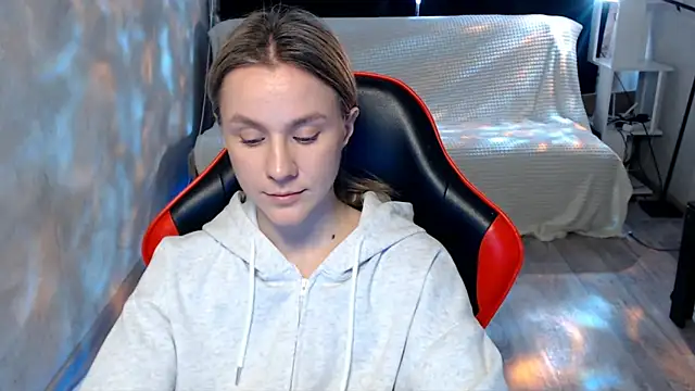 MiaBun1 online show from 03.16.26