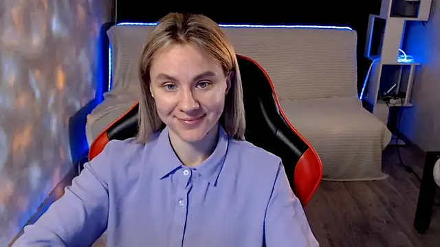 MiaBun1 online show from 04.12.26