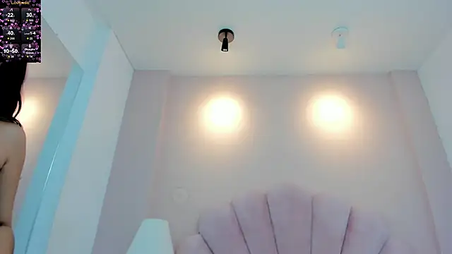 Nahomy Harperr online show from 12.05.25