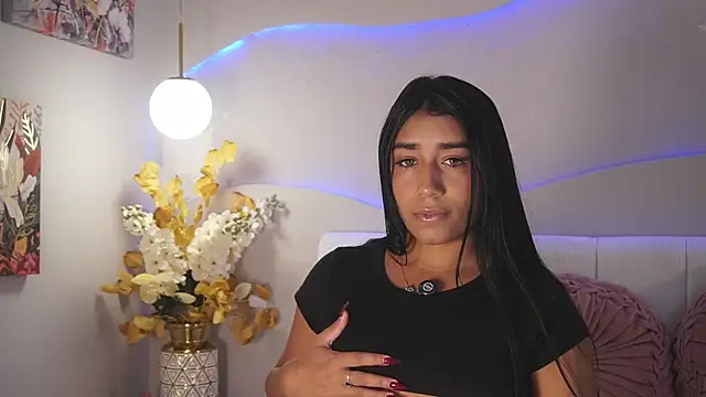 SaraJonesxx online show from 02.25.26