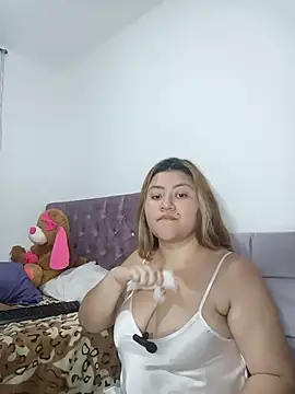 Sofia  Saenz online show from 04.01.26