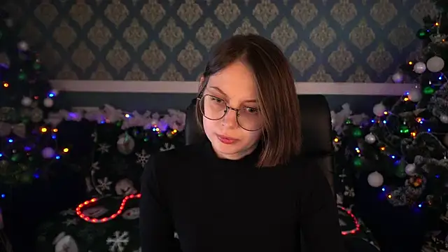 Snapshot of CharlyWines chatting on 01.07.26 CharlyWines online show from 01.07.26